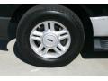 2004 Ford Expedition XLT Wheel and Tire Photo