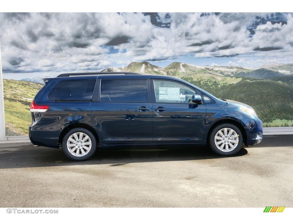 2011 Sienna XLE AWD - South Pacific Blue Pearl / Bisque photo #2