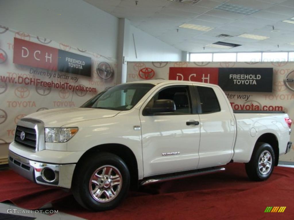 2008 Tundra Double Cab - Super White / Graphite Gray photo #1