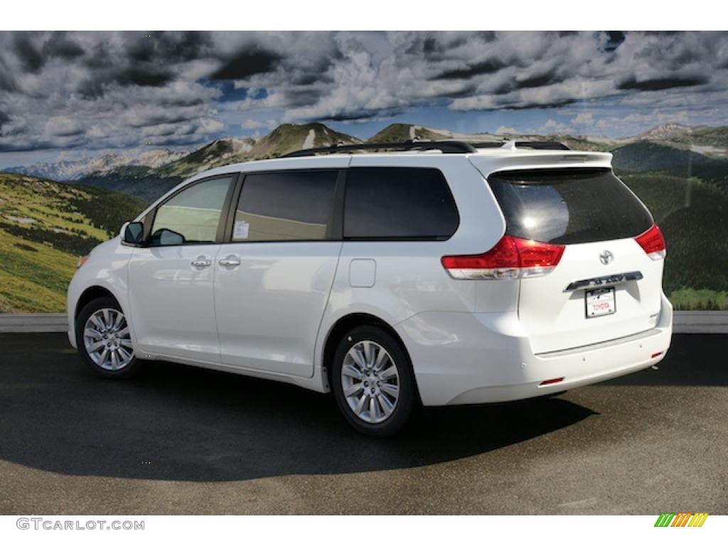 2011 Sienna Limited - Blizzard White Pearl / Light Gray photo #3