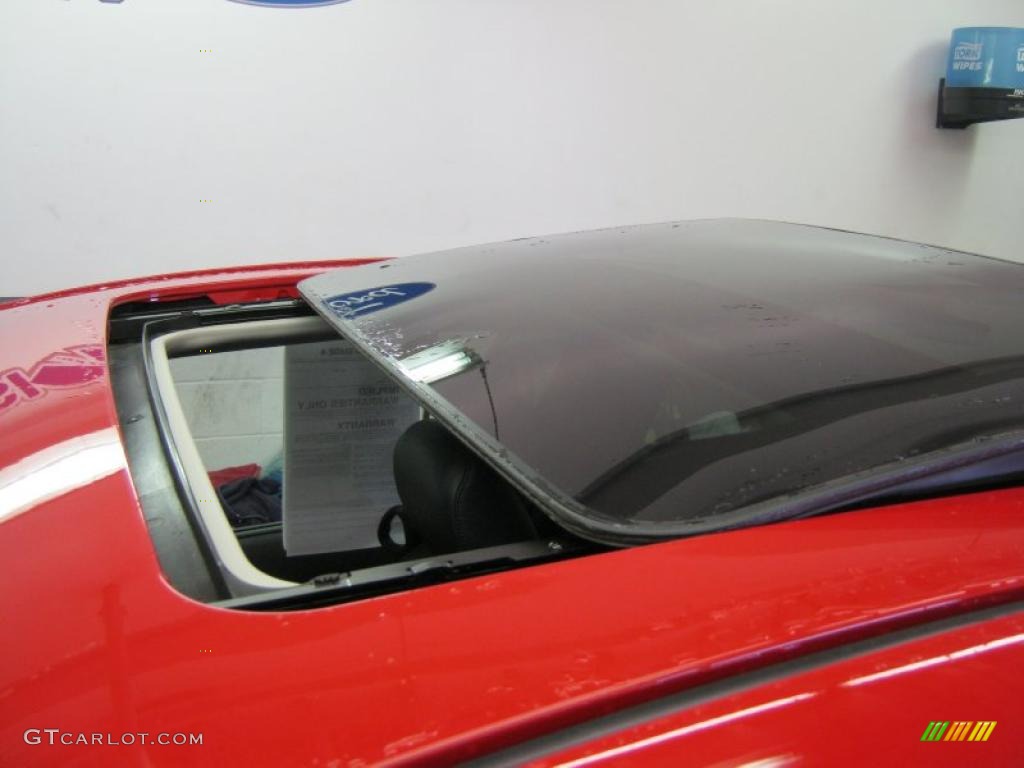 2010 Cobalt LT Coupe - Victory Red / Ebony photo #26