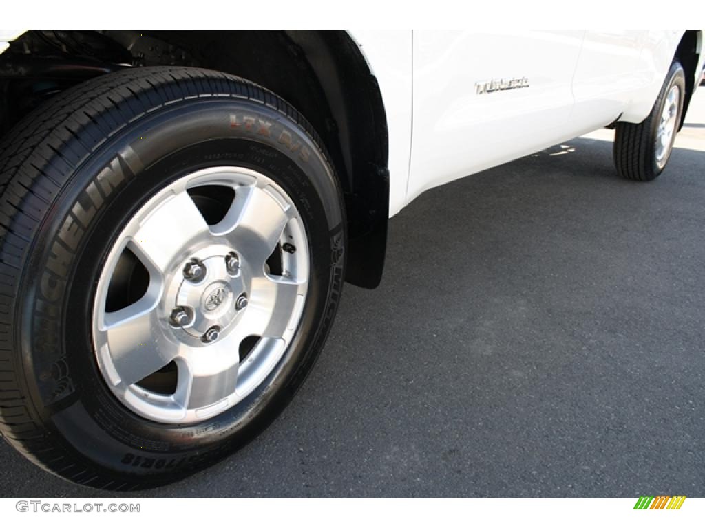 2007 Tundra Limited Double Cab 4x4 - Super White / Beige photo #33