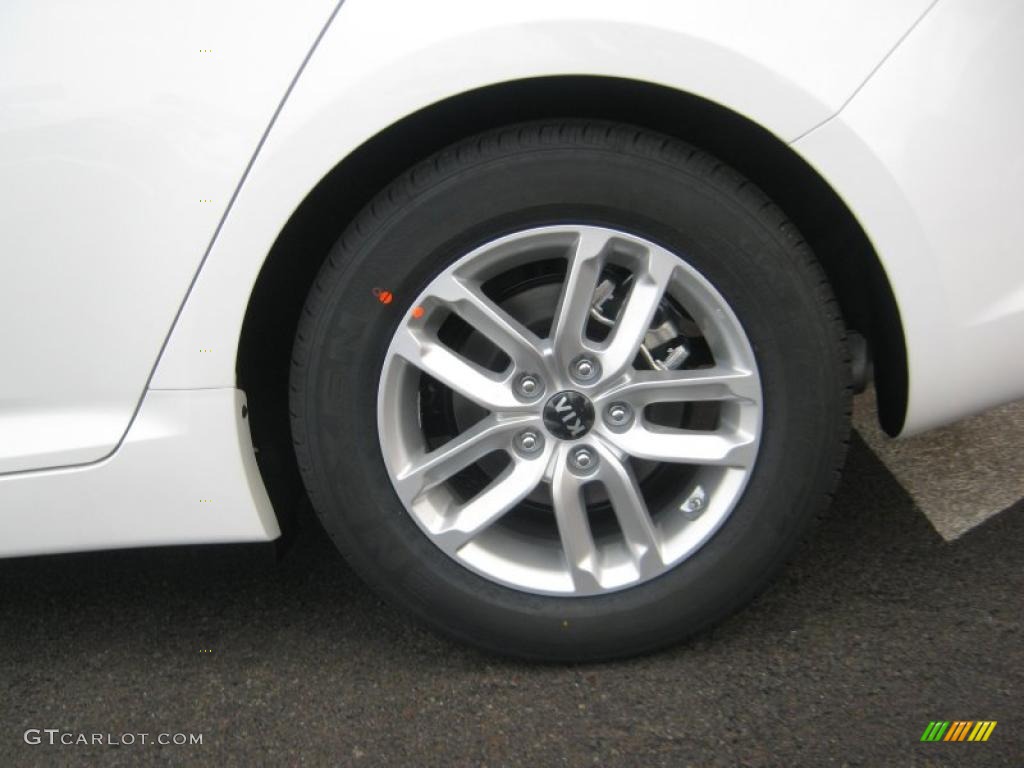 2011 Kia Optima LX Wheel Photo #45607418