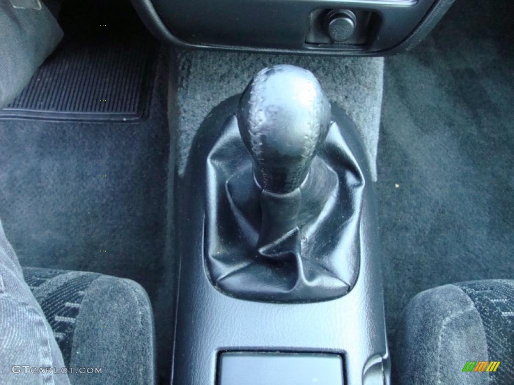 2001 Honda Prelude Type SH Transmission Photos