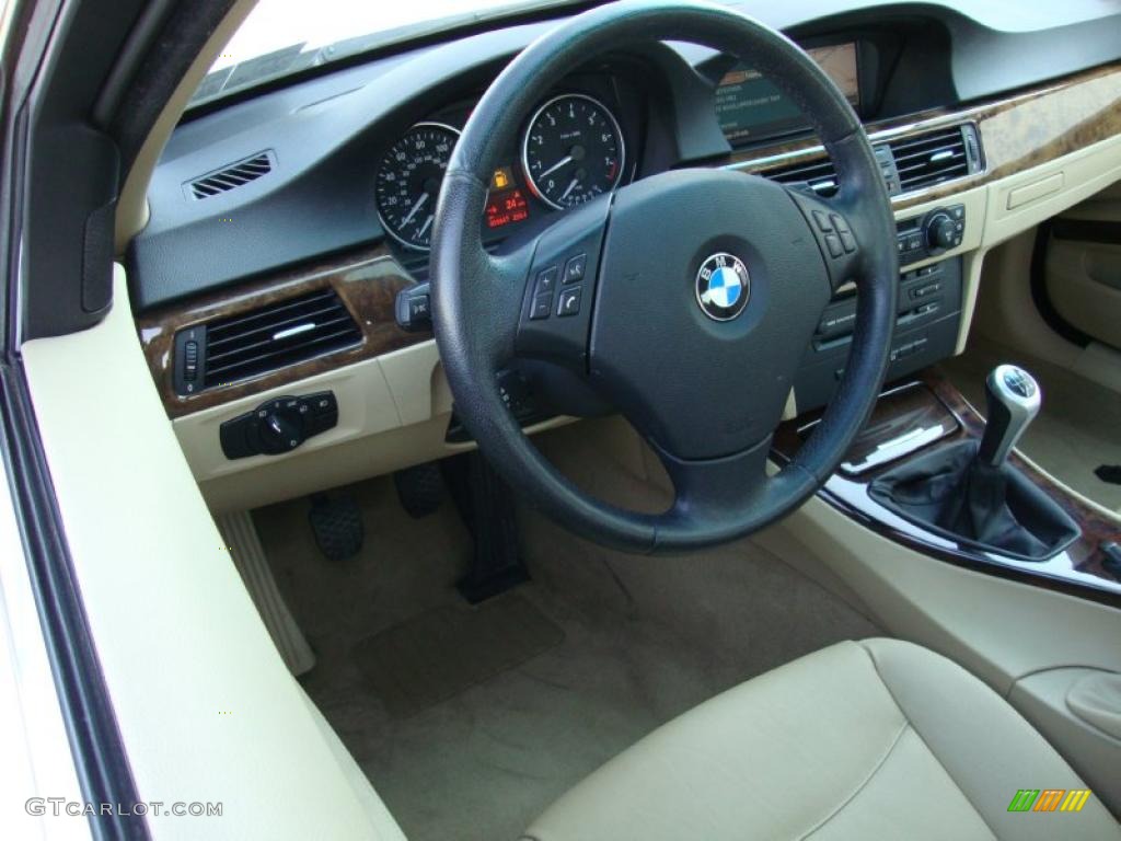 2006 3 Series 330xi Sedan - Alpine White / Beige photo #12