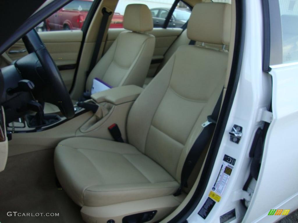 2006 3 Series 330xi Sedan - Alpine White / Beige photo #18