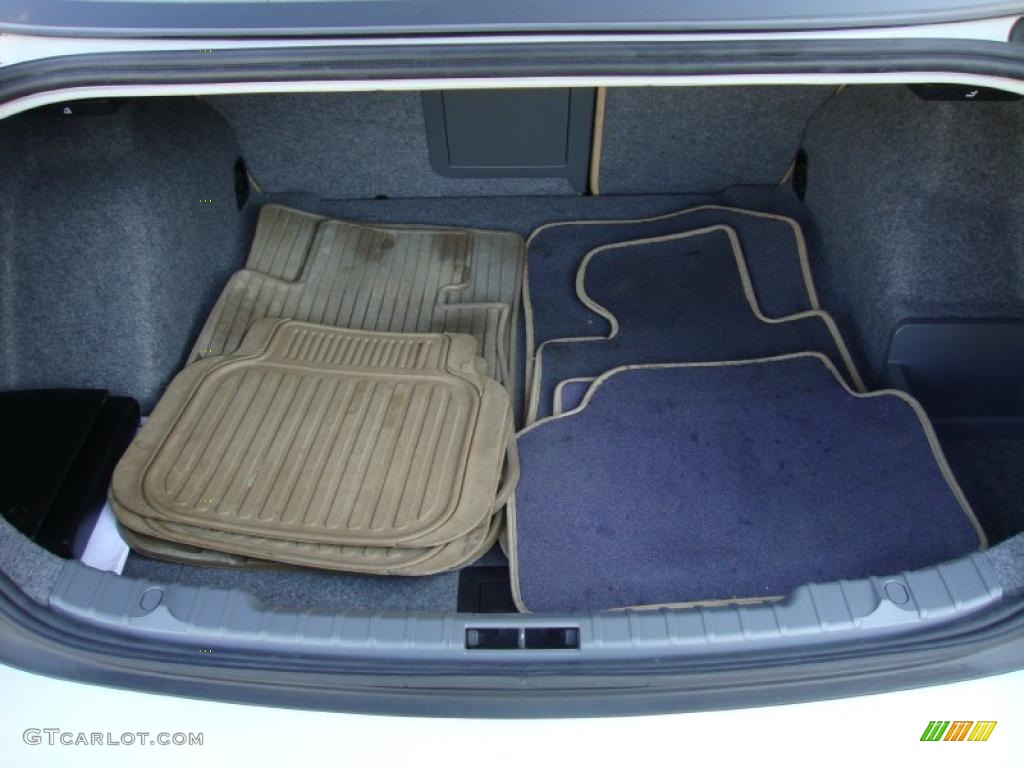 2006 3 Series 330xi Sedan - Alpine White / Beige photo #32