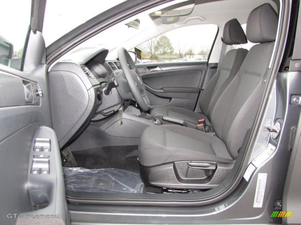 2011 Jetta S Sedan - Platinum Gray Metallic / Titan Black photo #3