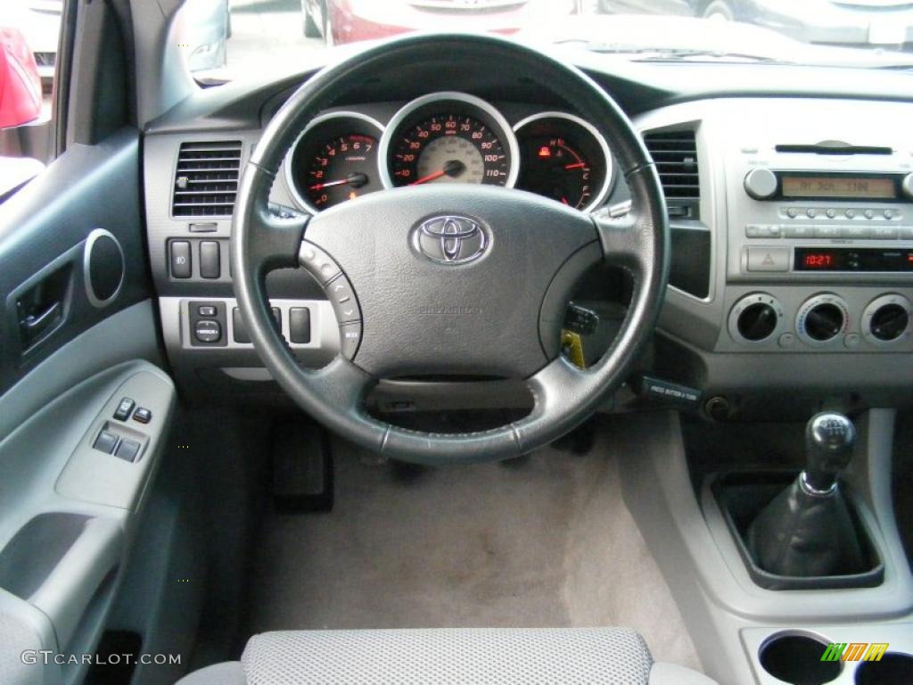 2006 Toyota Tacoma X-Runner Controls Photo #45609546