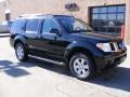 2007 Super Black Nissan Pathfinder LE 4x4  photo #1