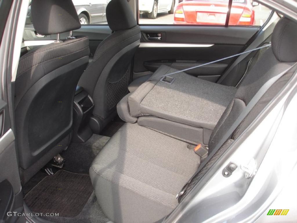 Off-Black Interior 2011 Subaru Legacy 2.5i Photo #45611447