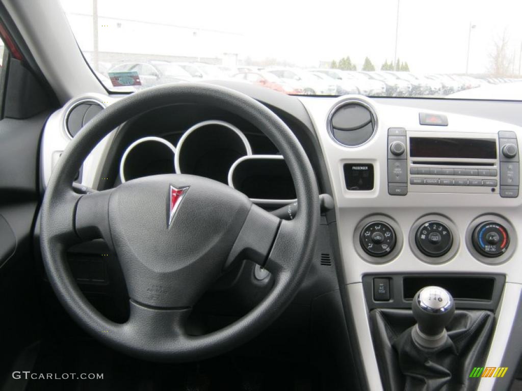 2010 Pontiac Vibe 1.8L Ebony Dashboard Photo #45611673