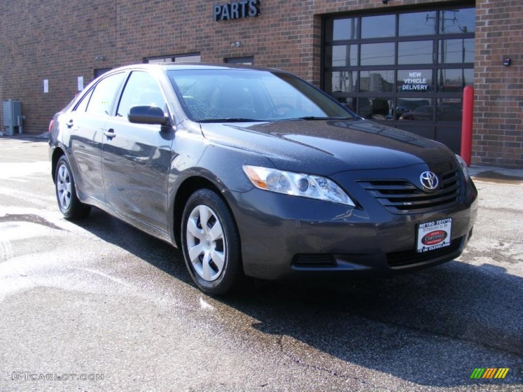 2007 Camry LE V6 - Magnetic Gray Metallic / Ash photo #1