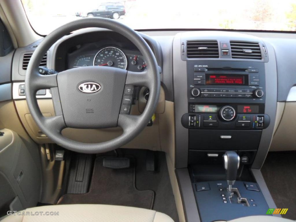 2009 Kia Borrego LX V6 Beige Dashboard Photo #45615728