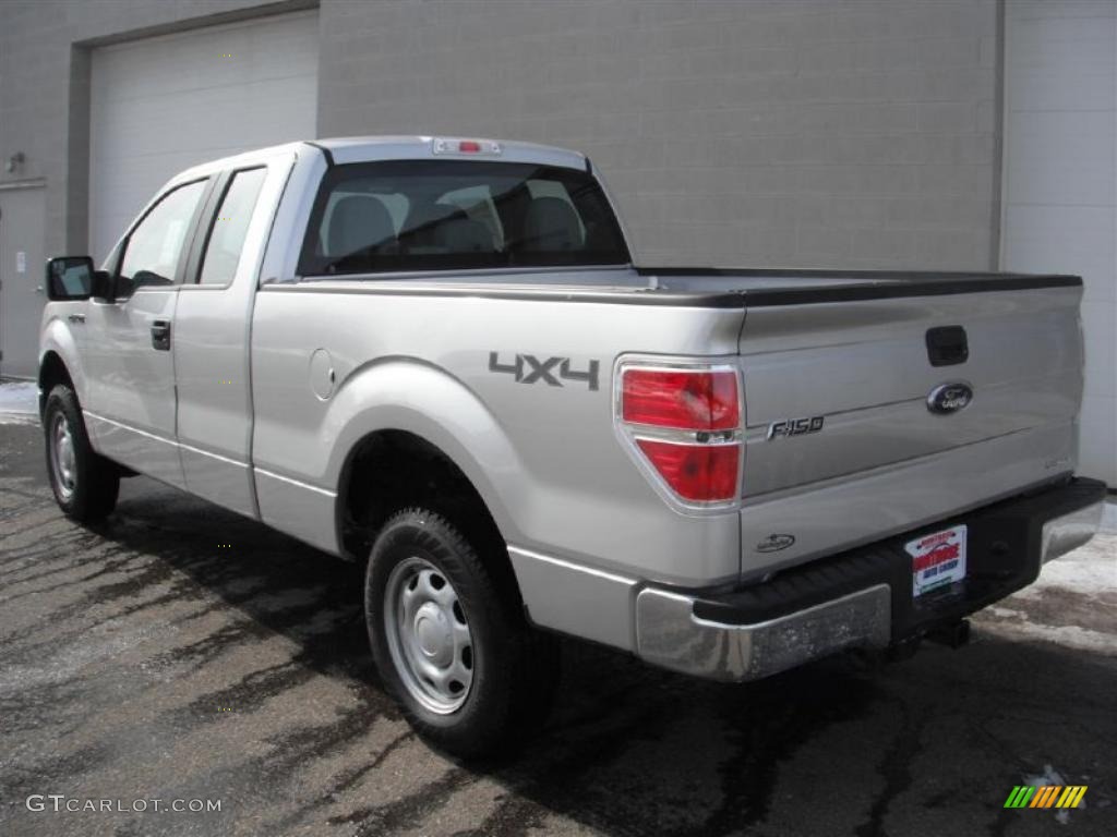 Ingot Silver Metallic 2011 Ford F150 XL SuperCab 4x4 Exterior Photo #45617092