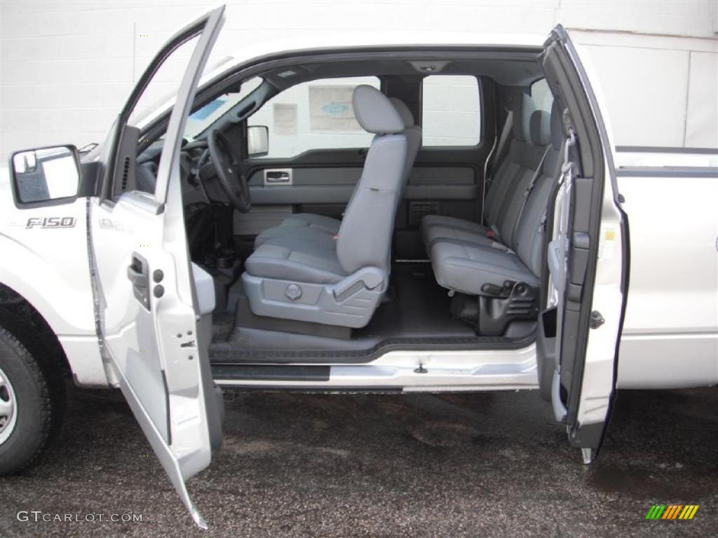 Steel Gray Interior 2011 Ford F150 XL SuperCab 4x4 Photo #45617160