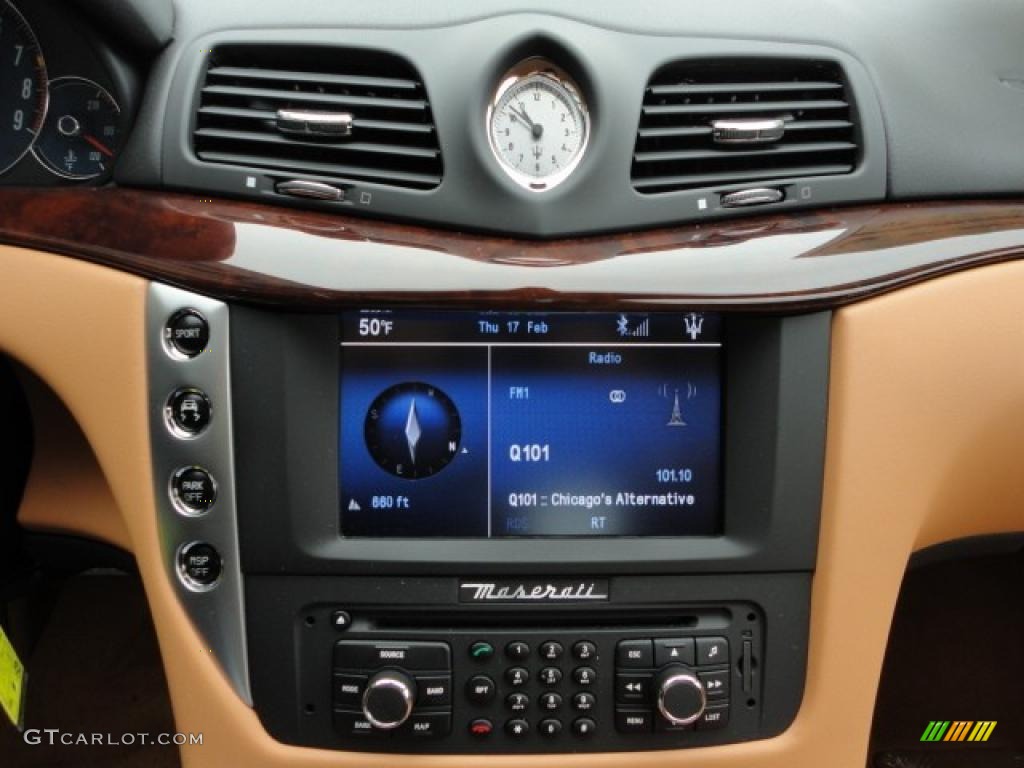 2011 Maserati GranTurismo S Automatic Controls Photo #45619476