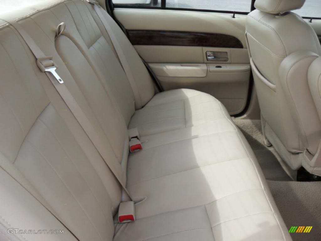 Medium Light Stone Interior 2006 Mercury Grand Marquis LS Photo #45619672