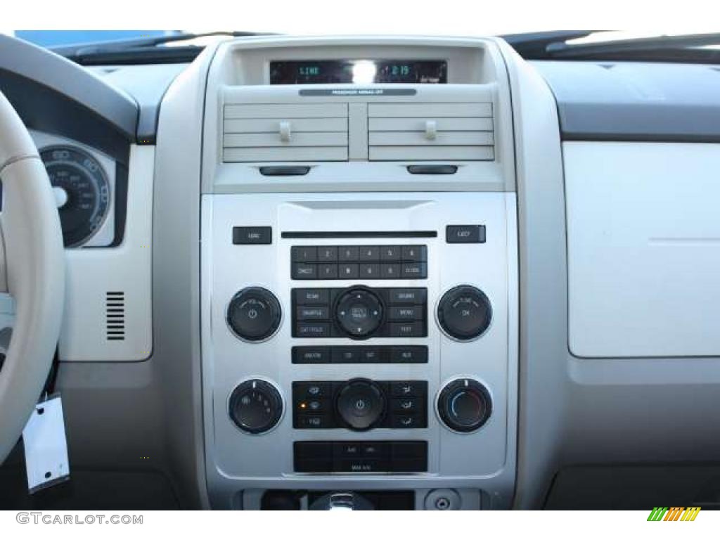 2008 Mariner V6 4WD - Kiwi Green / Stone photo #16