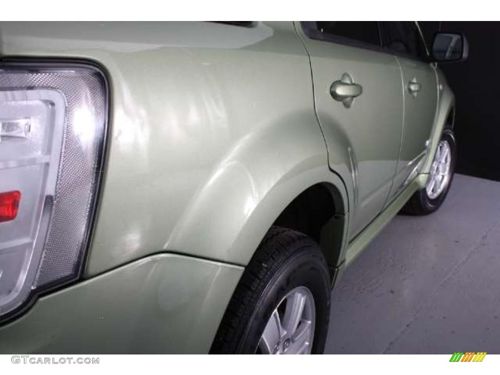 2008 Mariner V6 4WD - Kiwi Green / Stone photo #25