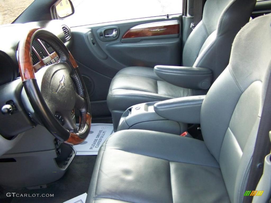 2005 Chrysler Town Country Limited Interior Photo