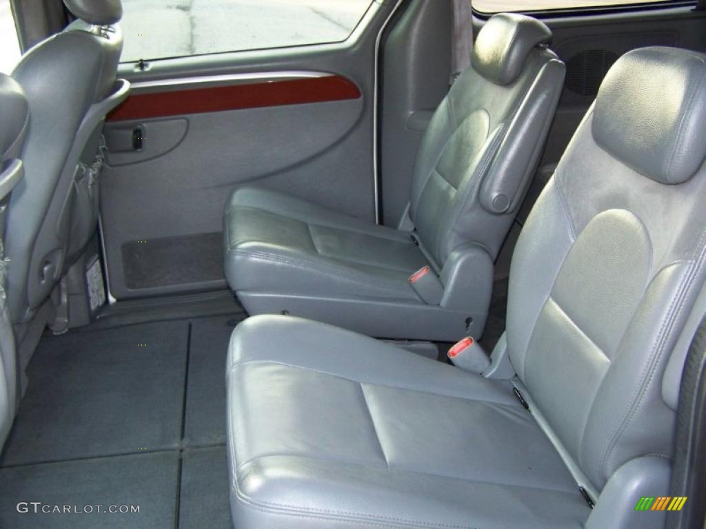 Medium Slate Gray Interior 2005 Chrysler Town & Country Limited Photo #45620800