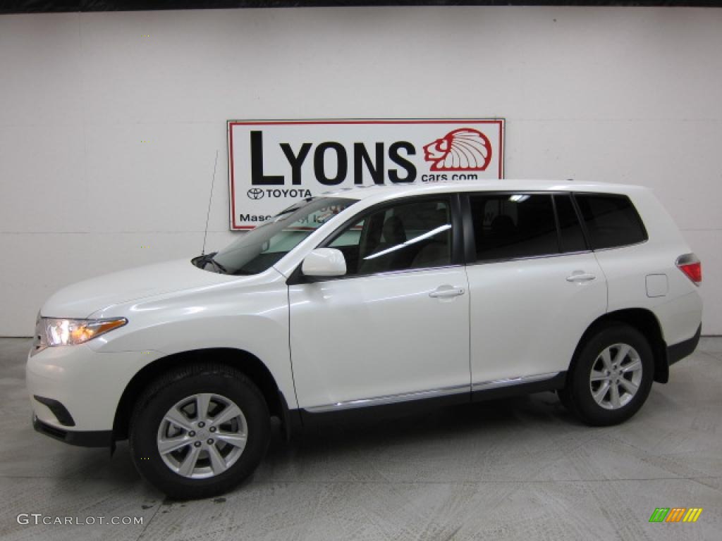 2011 Highlander V6 4WD - Blizzard White Pearl / Sand Beige photo #1