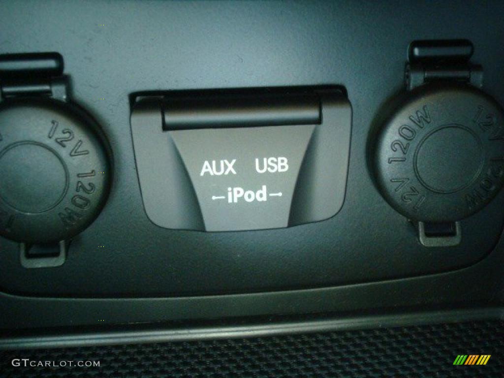 2011 Hyundai Sonata SE Controls Photo #45621228