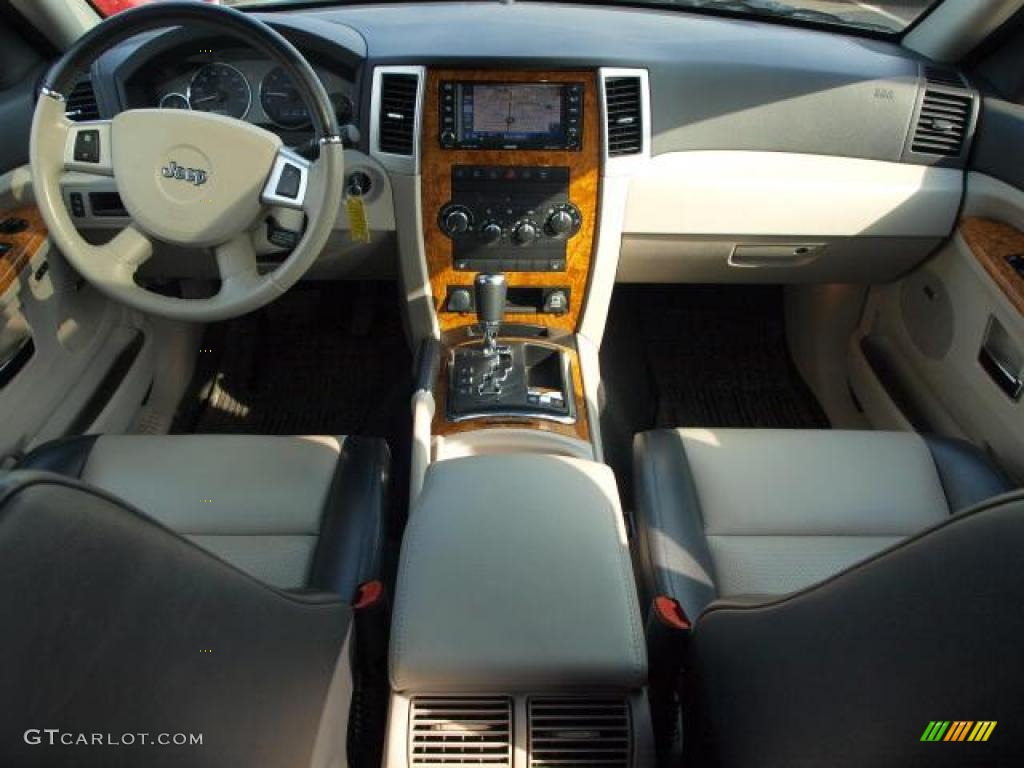 2008 Grand Cherokee Limited 4x4 - Mineral Gray Metallic / Dark Slate Gray/Light Graystone photo #10