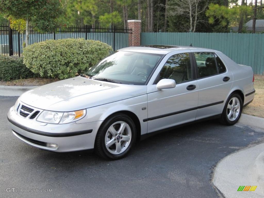 Silver Metallic 2002 Saab 9-5 Arc Sedan Exterior Photo #45627177