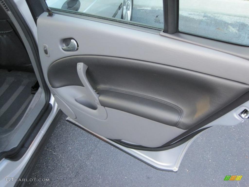 2002 Saab 9-5 Arc Sedan Charcoal Grey Door Panel Photo #45627515