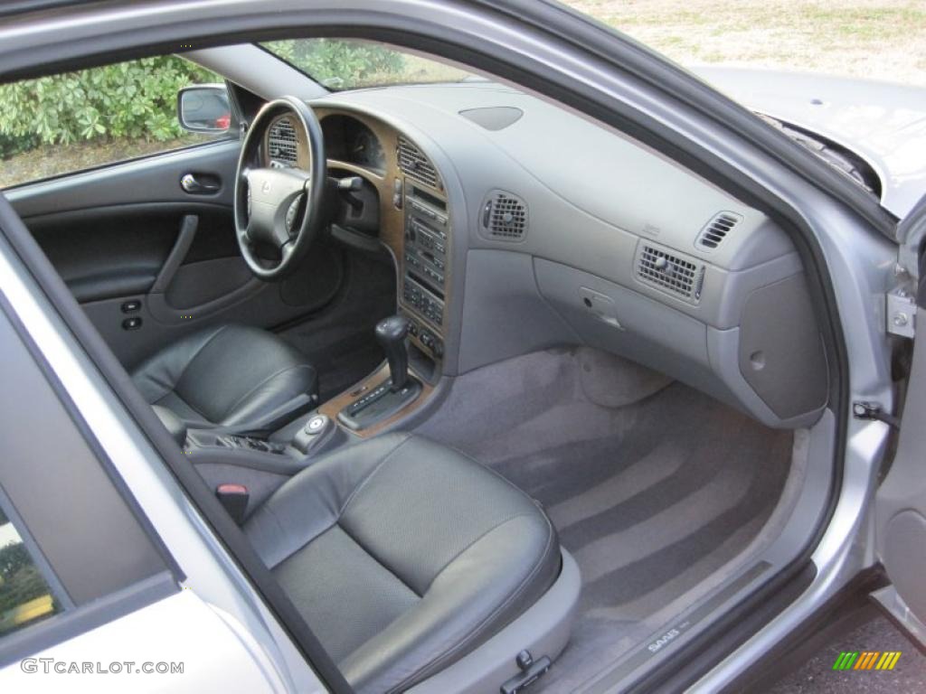 Charcoal Grey Interior 2002 Saab 9-5 Arc Sedan Photo #45627527