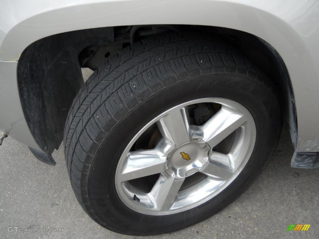 2008 Chevrolet Suburban 1500 LTZ Wheel Photo #45630865