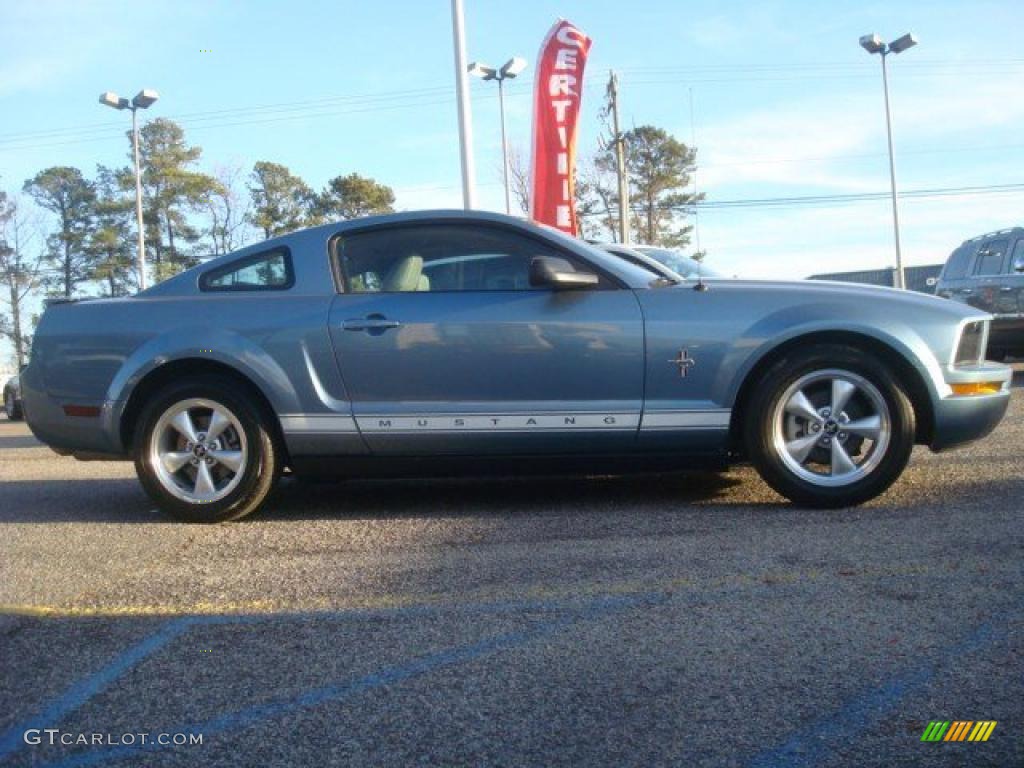 2007 Mustang V6 Premium Coupe - Windveil Blue Metallic / Light Graphite photo #5