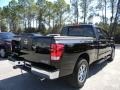 Galaxy Black - Titan SE Crew Cab Photo No. 5