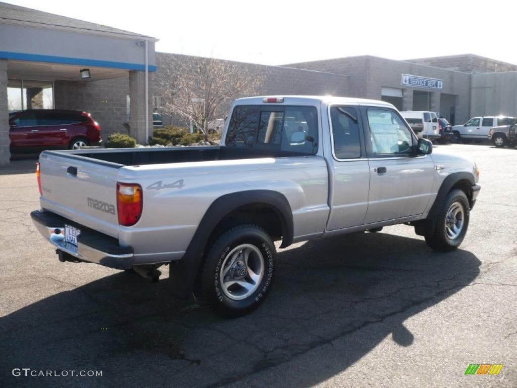 Platinum Frost Metallic 2001 Mazda B-Series Truck B4000 SE Cab Plus 4x4 Exterior Photo #45642105