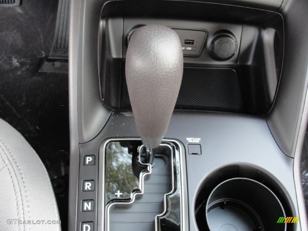 2011 Hyundai Tucson GL 6 Speed Shiftronic Automatic Transmission Photo #45651153