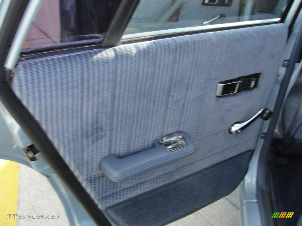 1989 Plymouth Reliant K LE America Blue Door Panel Photo #45655189