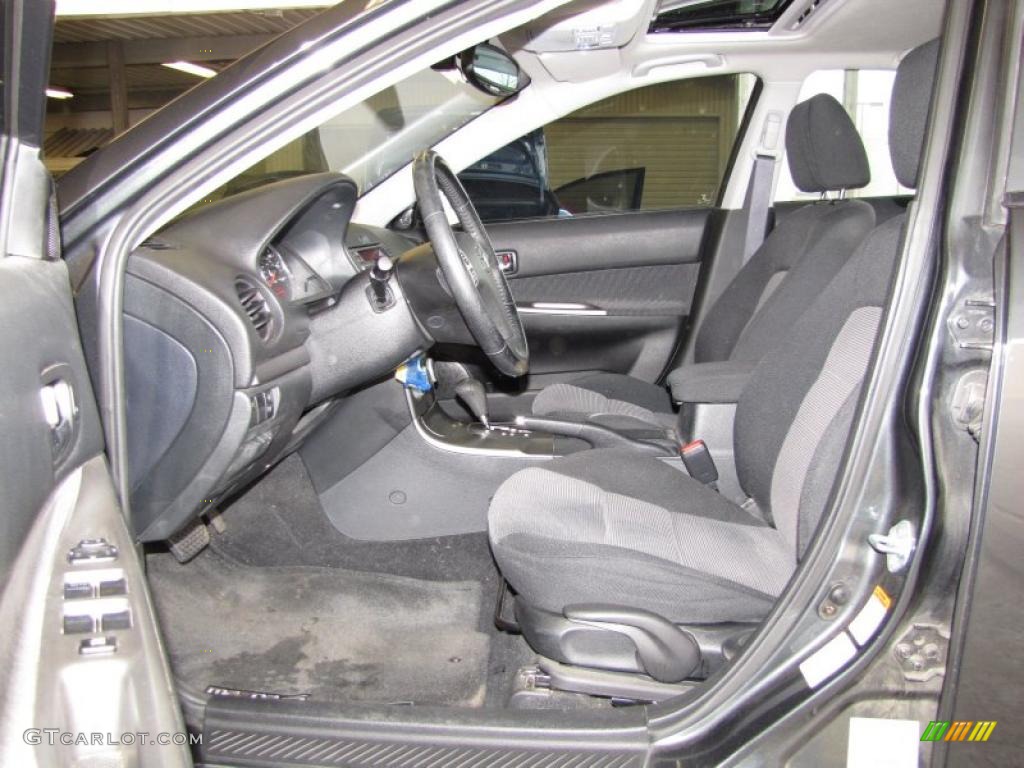 Gray Interior 2004 Mazda MAZDA6 s Hatchback Photo #45659229