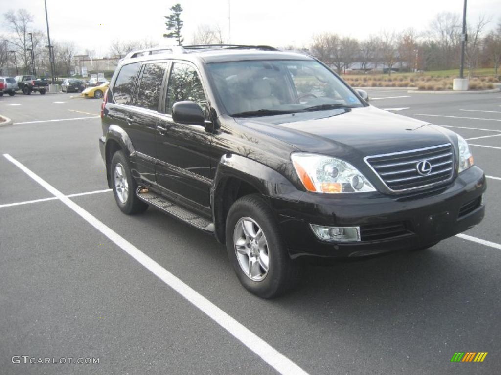 2005 GX 470 - Black Onyx / Dark Gray photo #2