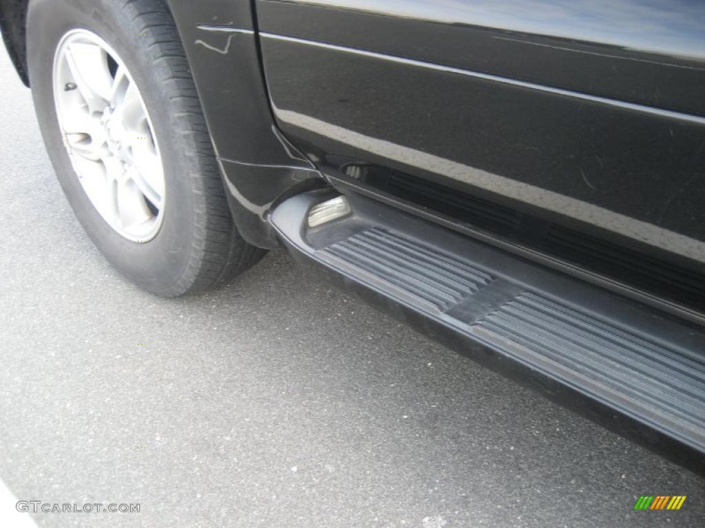 2005 GX 470 - Black Onyx / Dark Gray photo #13