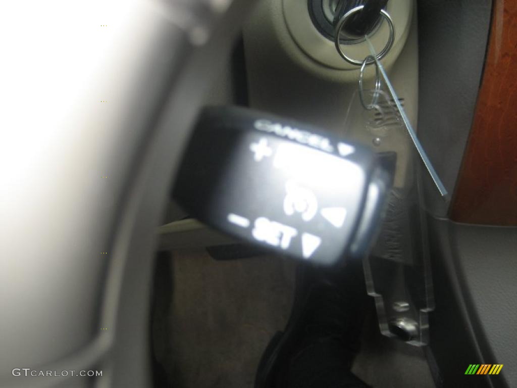 2005 GX 470 - Black Onyx / Dark Gray photo #17