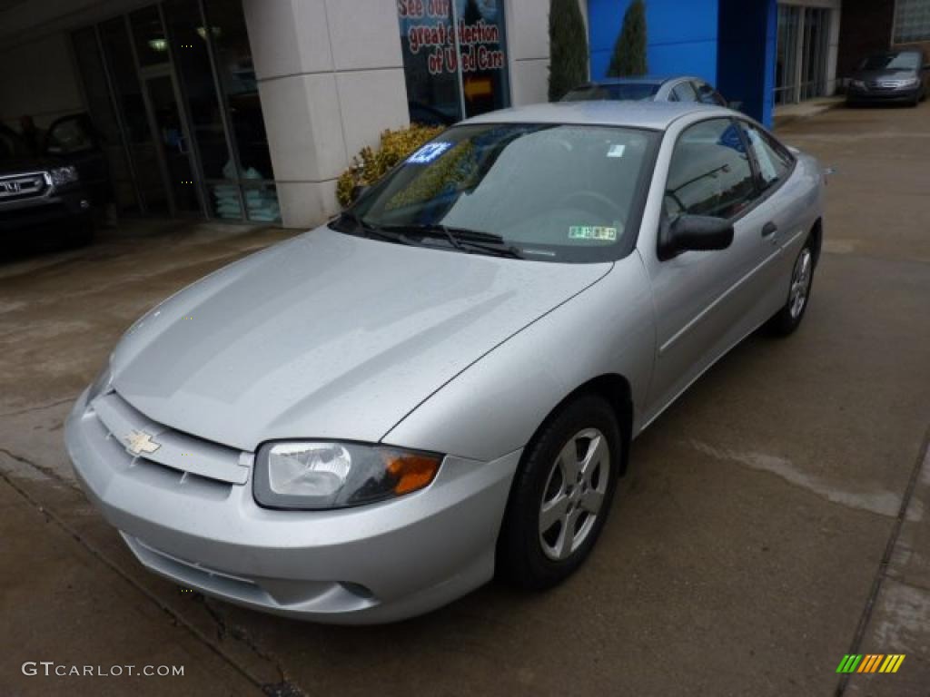 Ultra Silver Metallic 2004 Chevrolet Cavalier LS Coupe Exterior Photo #45662145