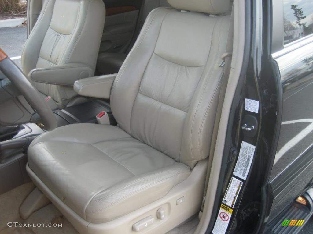 2005 GX 470 - Black Onyx / Dark Gray photo #34