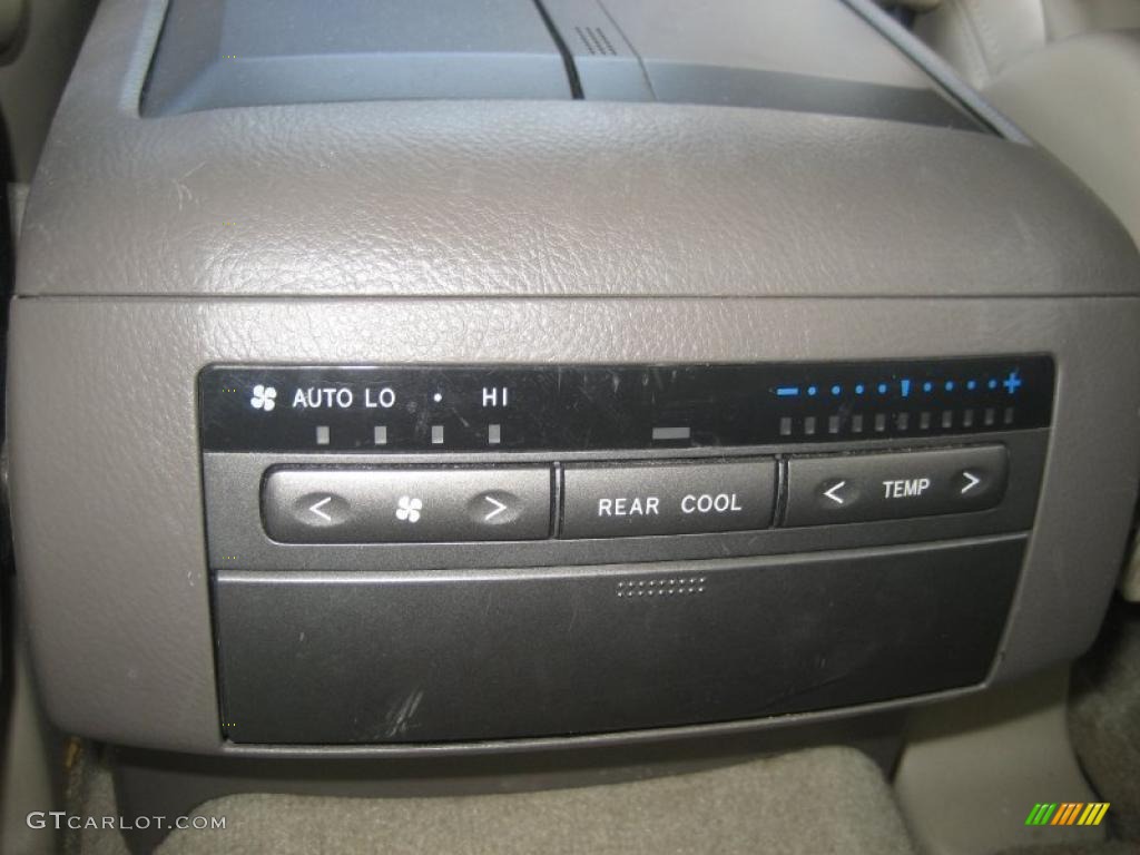 2005 GX 470 - Black Onyx / Dark Gray photo #35