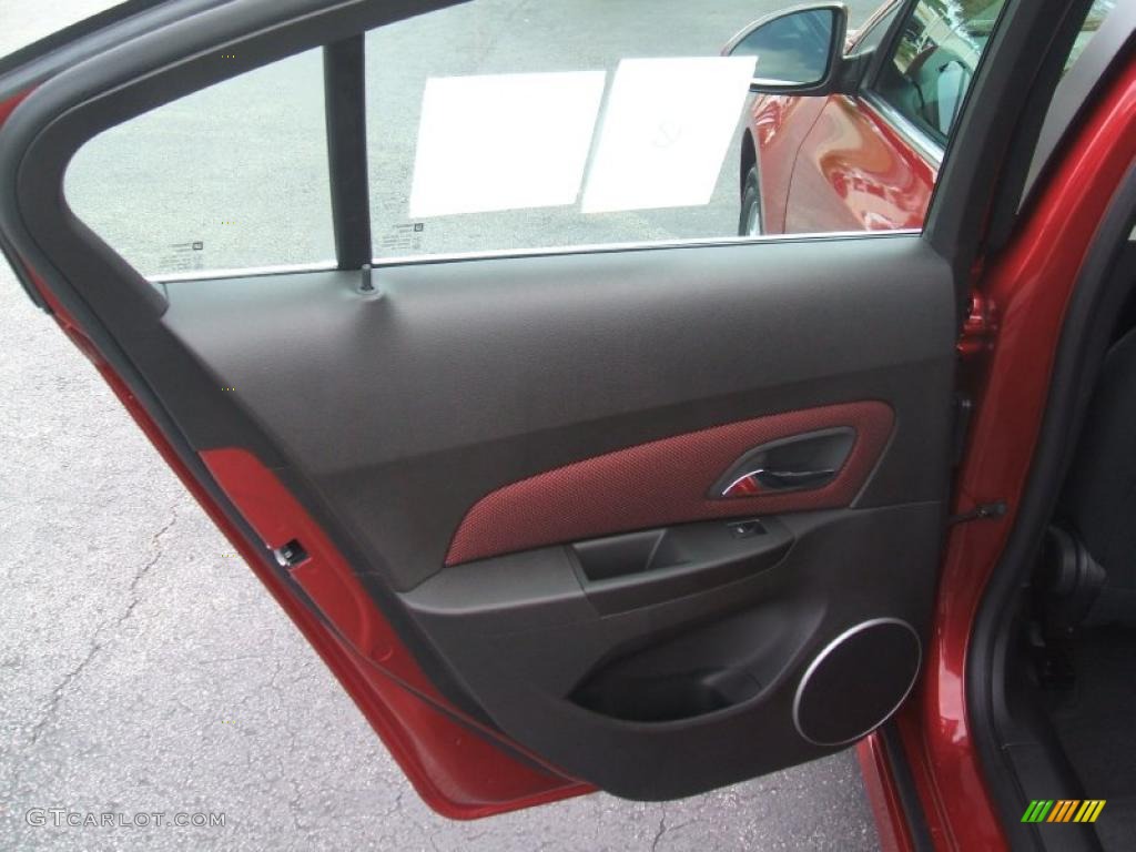 2011 Chevrolet Cruze LT/RS Jet Black/Sport Red Door Panel Photo #45663465