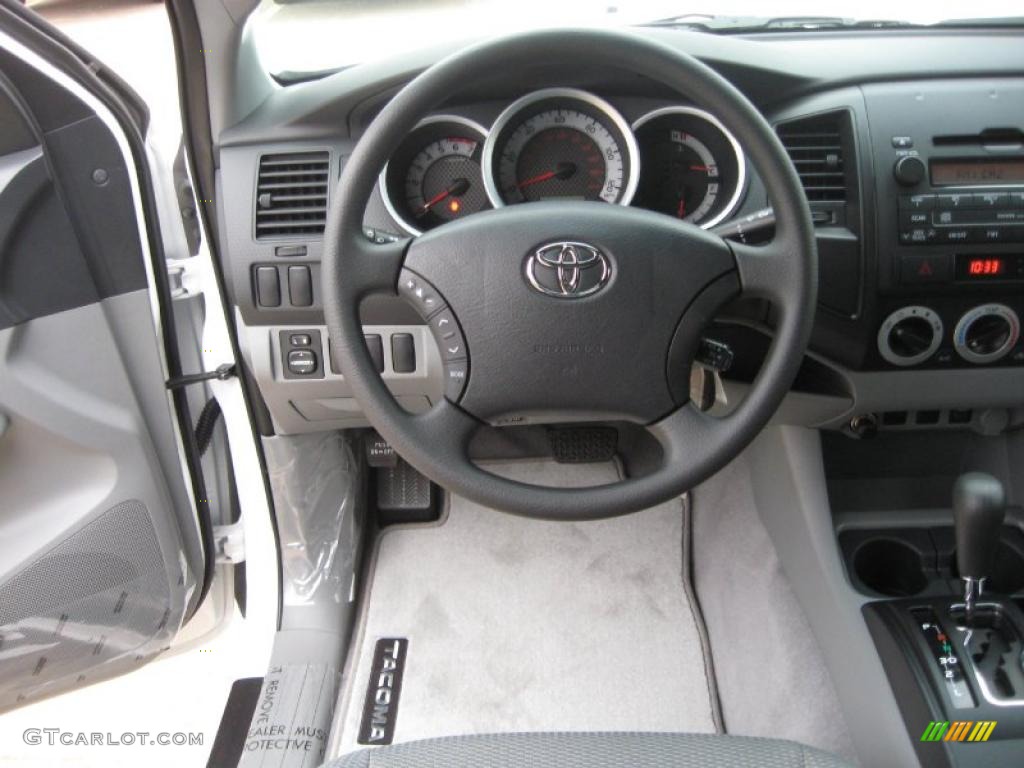 2011 Tacoma Access Cab - Super White / Graphite Gray photo #9