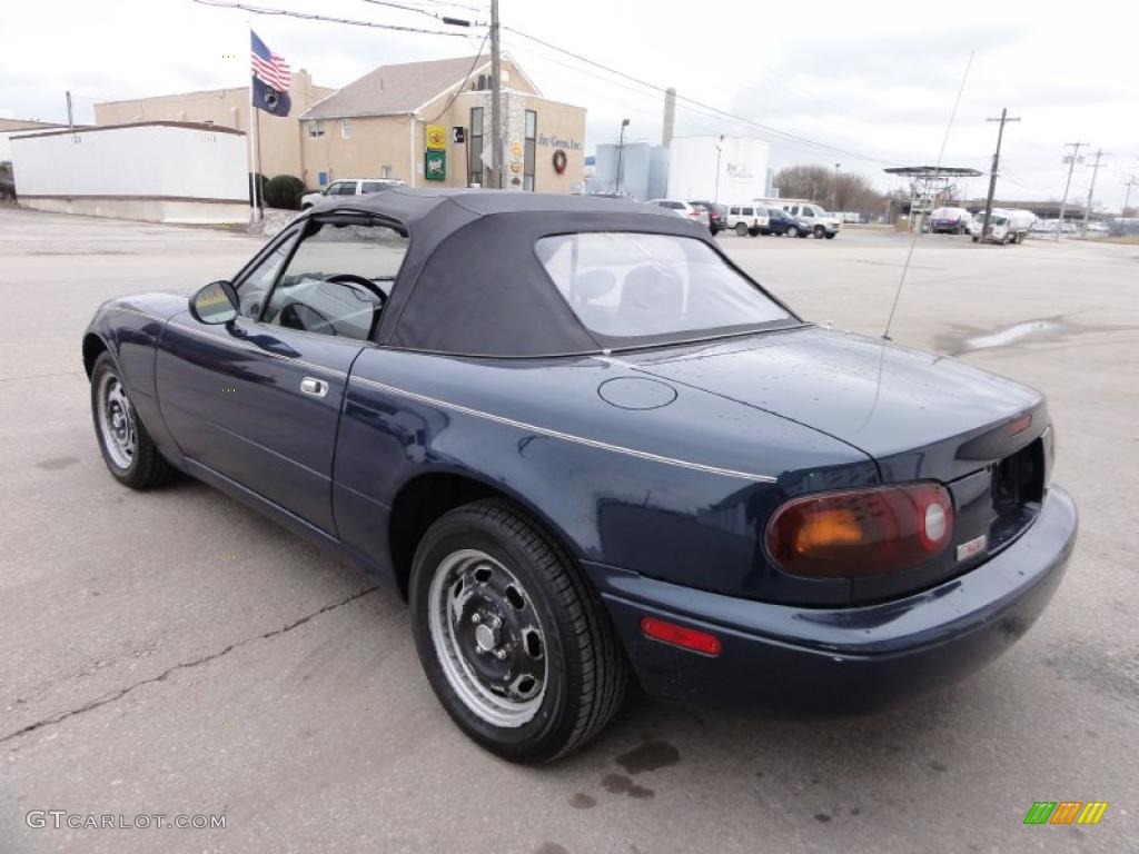 Montego Blue Pearl Metallic 1996 Mazda MX-5 Miata Roadster Exterior Photo #45668472