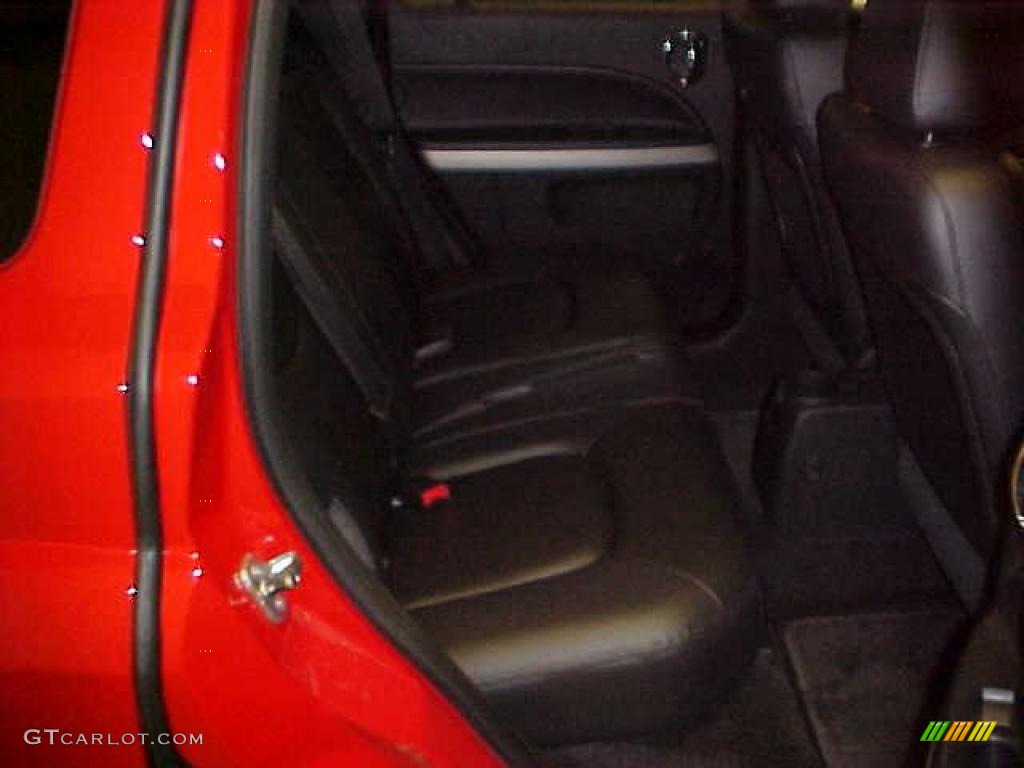 2011 HHR LT - Victory Red / Ebony photo #10