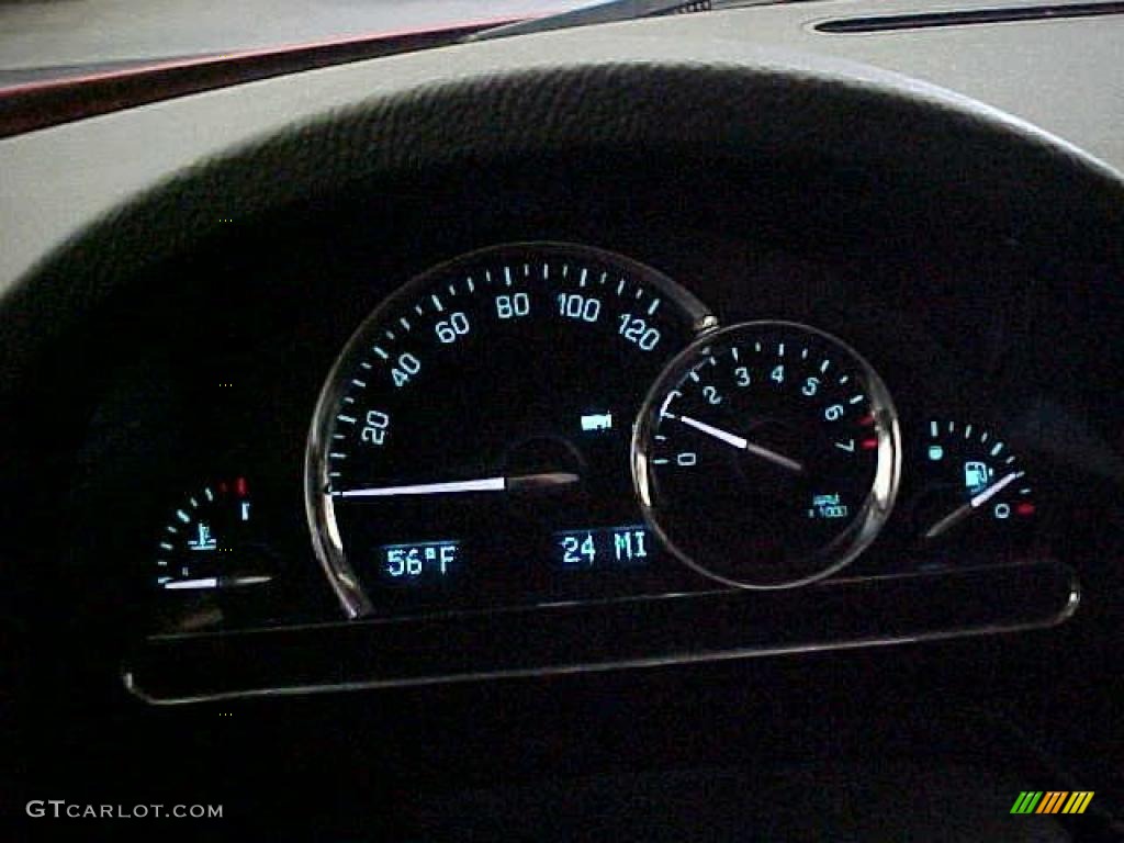2011 HHR LT - Victory Red / Ebony photo #17